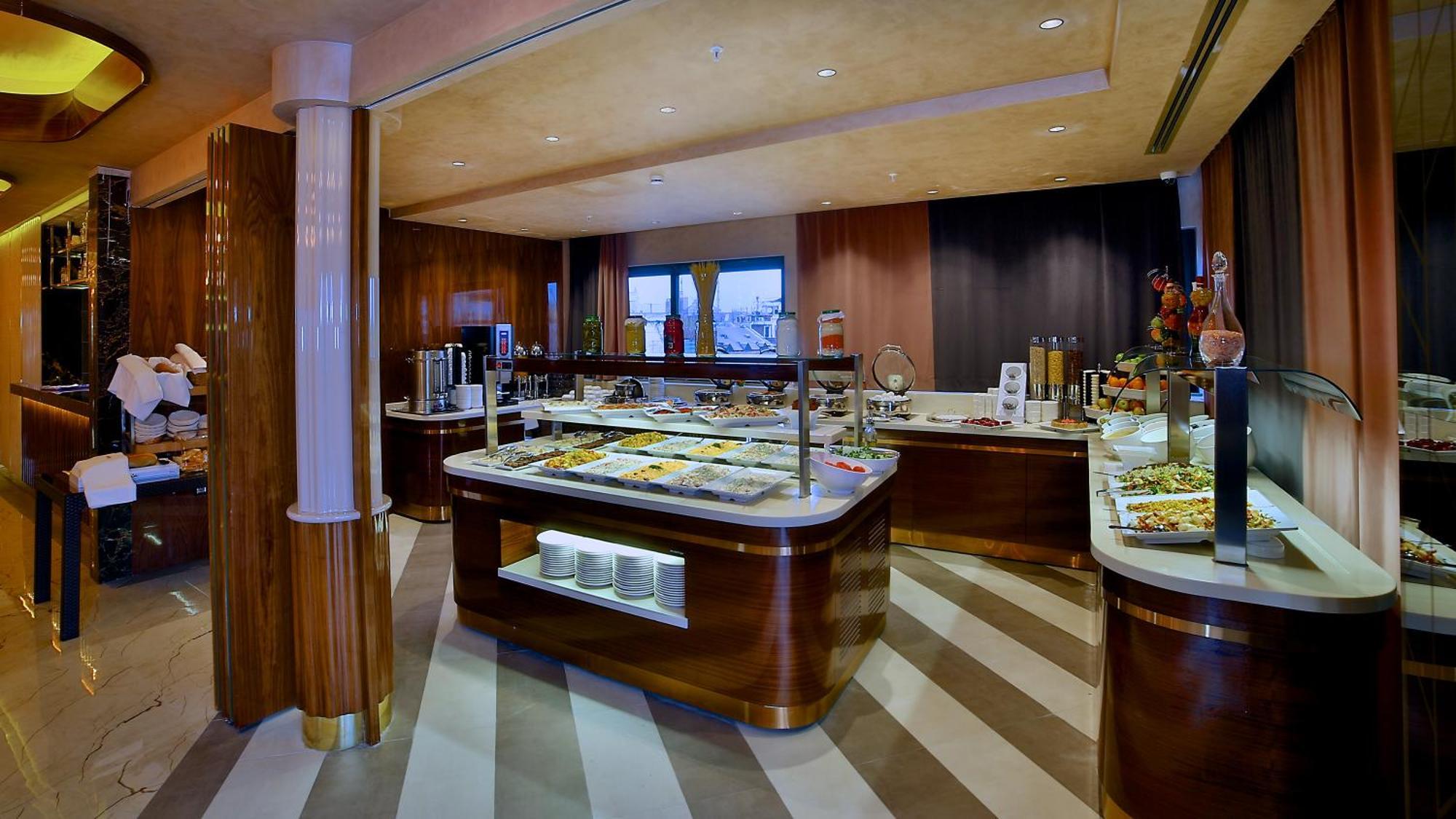 Beethoven Premium Hotel — Photos 2